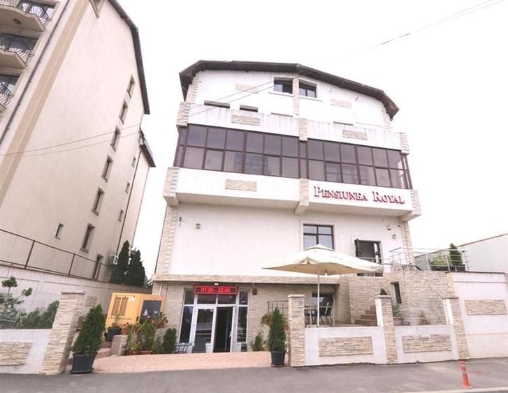 De vanzare –  Cladire comerciala - Pensiune – Restaurant – Ballroom – Rahova – A - 16