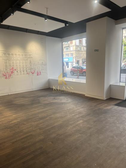 Spațiu comercial, de 144 mp, în P-ța Romană