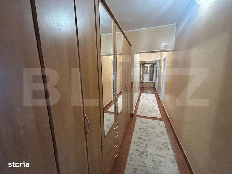 Apartament cu 3 camere decomandat în Cetate