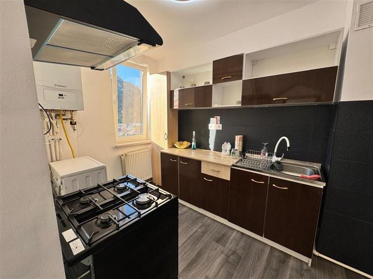 Apartament cu 2 camere decomandat în Progresul