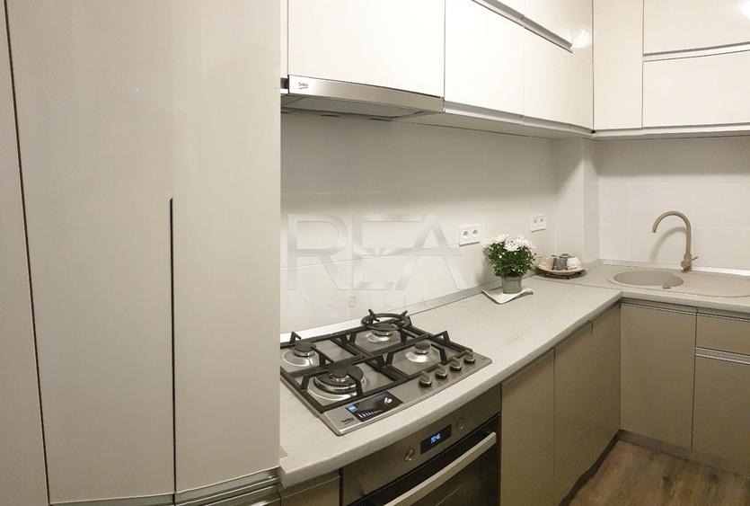 Apartament cu 3 camere decomandat, mobilat în Pipera