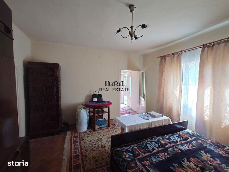 Casă cu 4 camere în Țebea