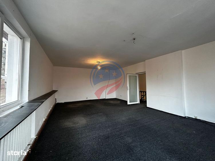 Casă cu 4 camere în Ultracentral