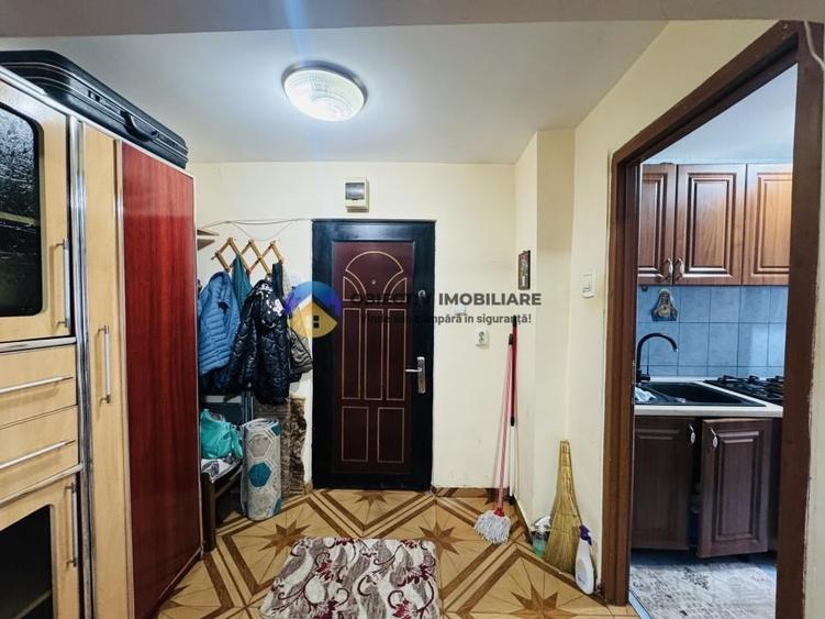 Apartament cu 2 camere semidecomandat în Mărăței