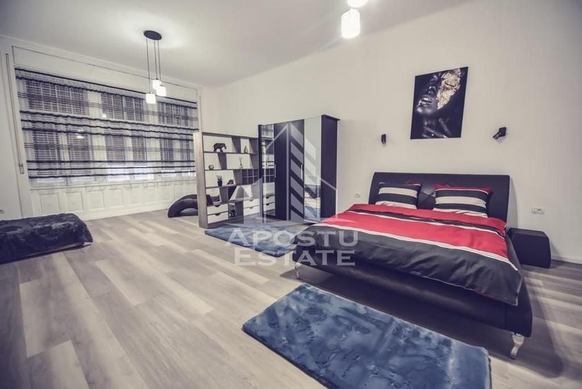 Apartament cu 3 camere decomandat, mobilat în P-ța Unirii
