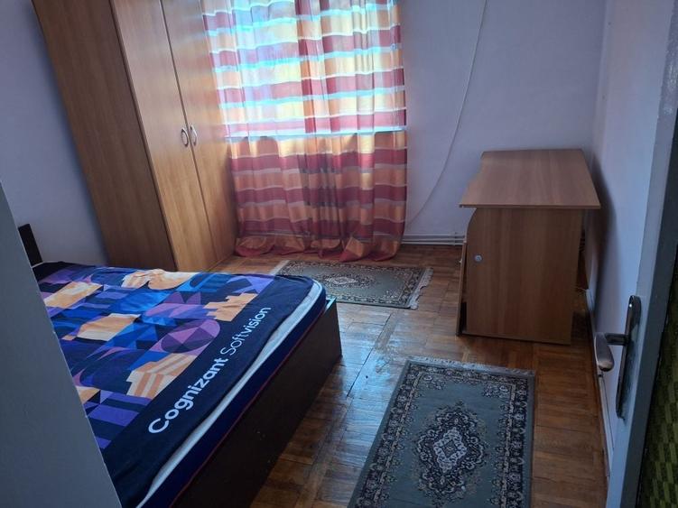 Apartament cu 2 camere decomandat în Nicolina