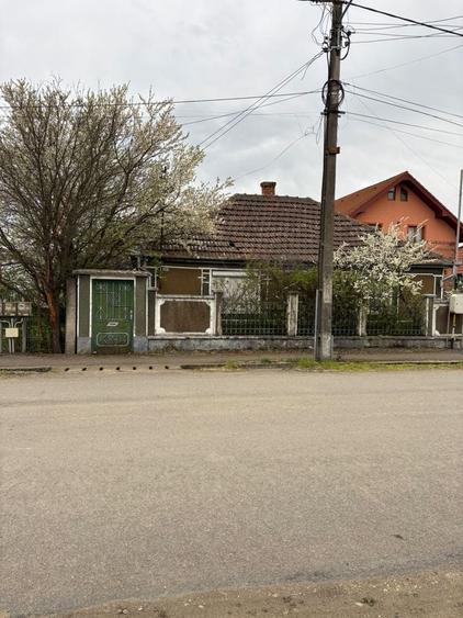 Casă cu 4 camere în Central