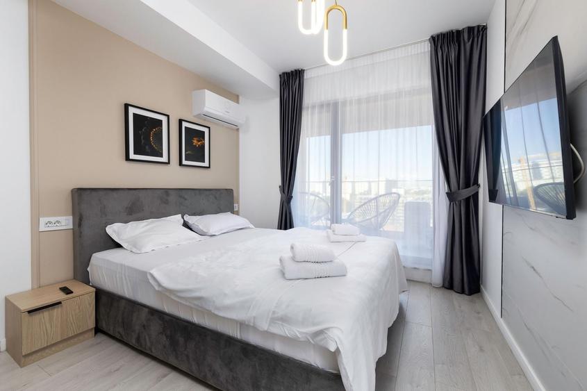 Apartament cu 3 camere, mobilat în Parcul Carol