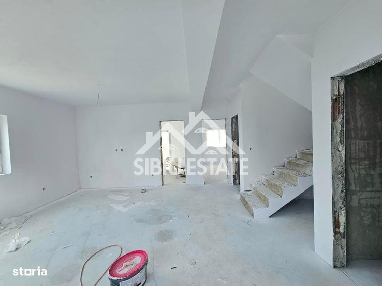 Casă cu 4 camere cu Teren 280 Mp în Central