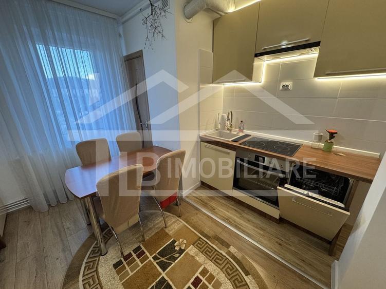 Apartament cu 2 camere decomandat în Pandurilor