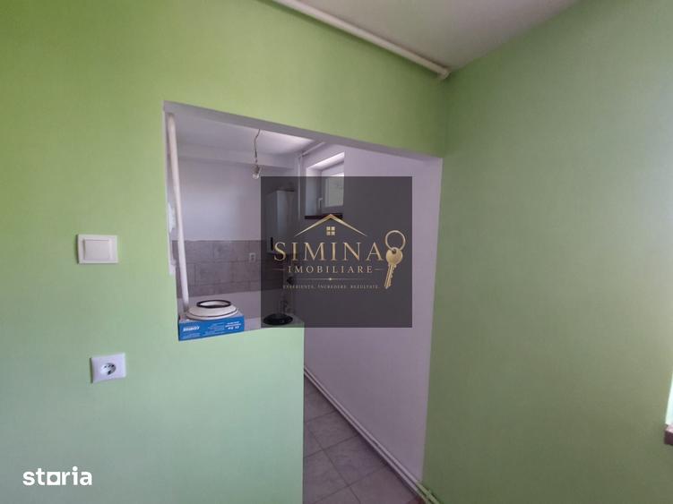 Apartament cu 2 camere în Rovinari