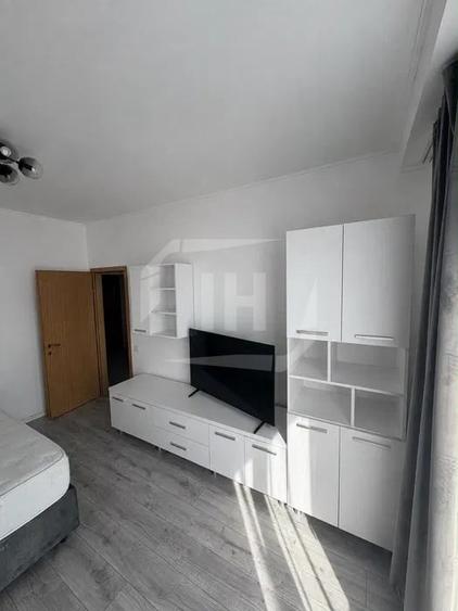 Apartament cu 2 camere semidecomandat, mobilat în Iris