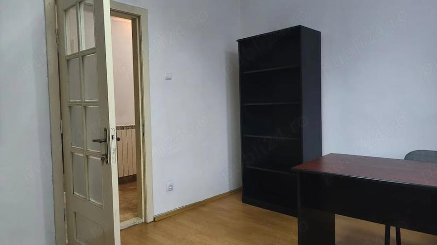 Spațiu comercial, de 110 mp, în Central