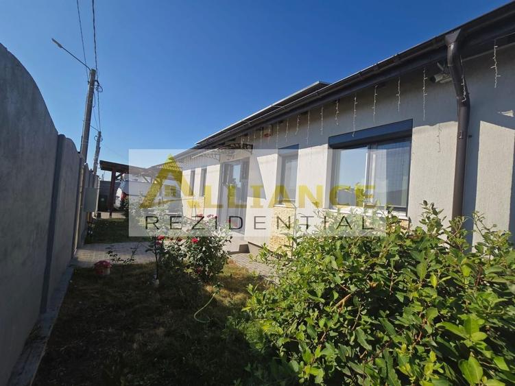 Casă individuală cu 3 camere cu Canalizare în Berceni