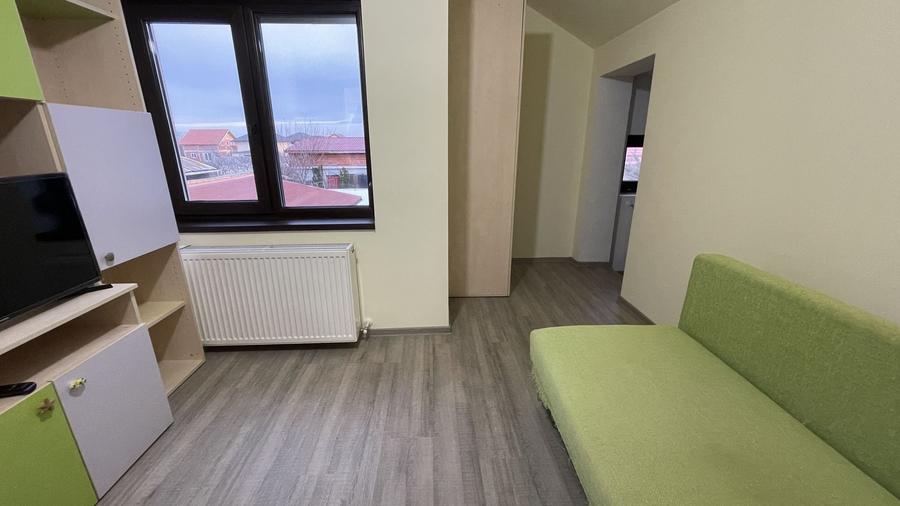 Casă individuală cu 5 camere cu Canalizare în Săcălaz