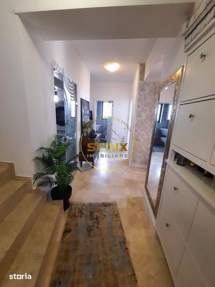 Casă cu 5 camere cu Teren 316 Mp în Giulești