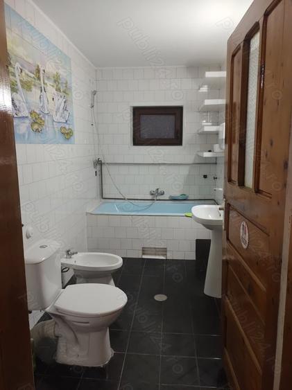 Casă cu 3 camere în Lipovei