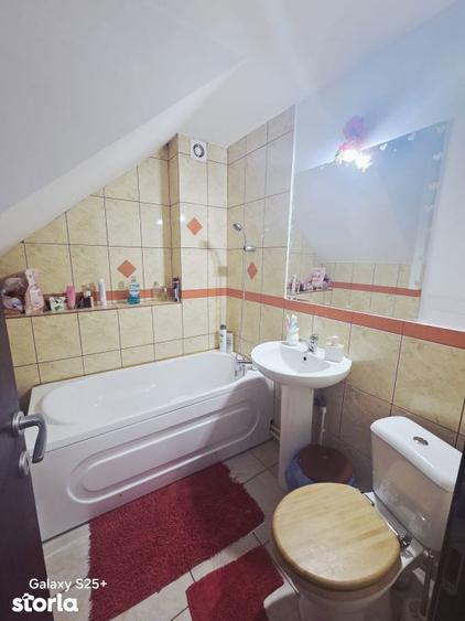 Apartament cu 2 camere decomandat în Galata