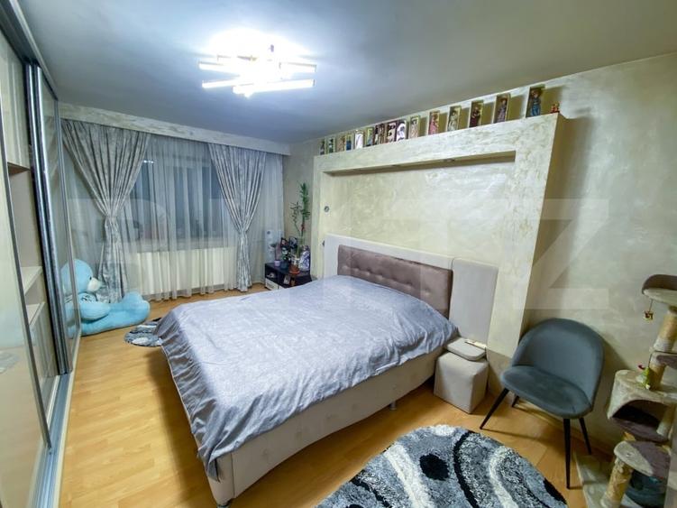 Apartament cu 3 camere semidecomandat, mobilat în Cornitoiu