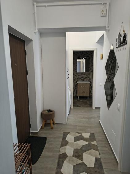 Apartament cu 2 camere decomandat în Runcu