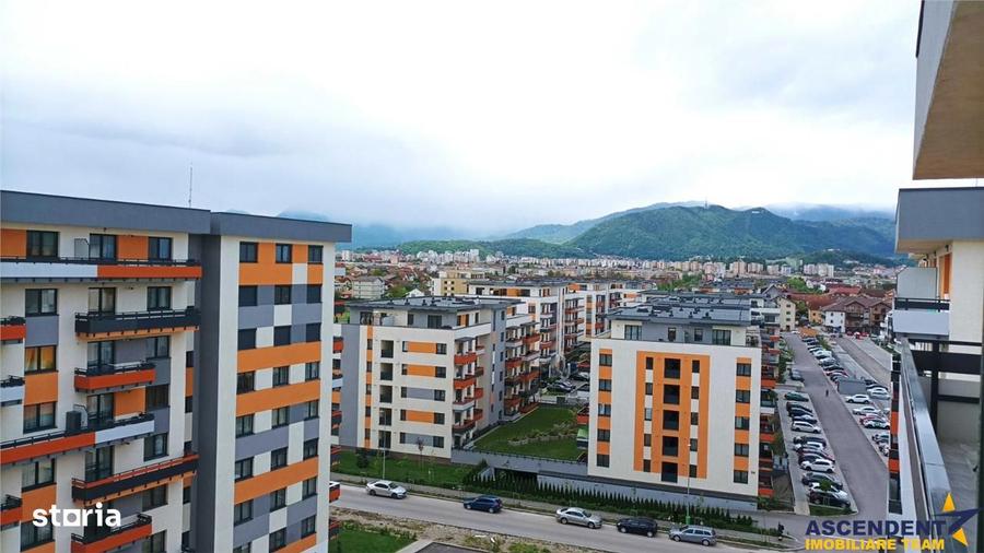Apartament cu 3 camere decomandat în Tractorul — fotografia 1