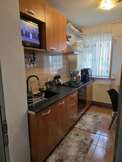 Apartament cu 3 camere decomandat în Nord