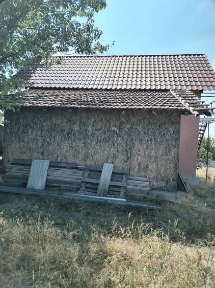 Casă cu 3 camere cu Teren 2700 Mp în Vrancea