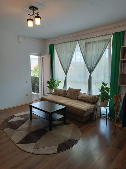 Apartament cu 2 camere semidecomandat, mobilat în Florești — fotografia 2