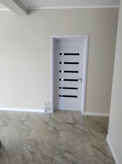 Casă cu 4 camere în Săsar