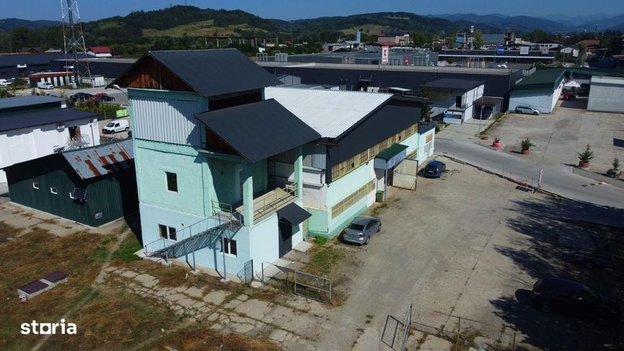 Spațiu comercial, de 100 mp, în Central