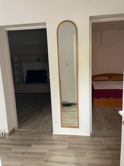 Casă cu 2 camere cu Teren 52 Mp în Piața Cluj