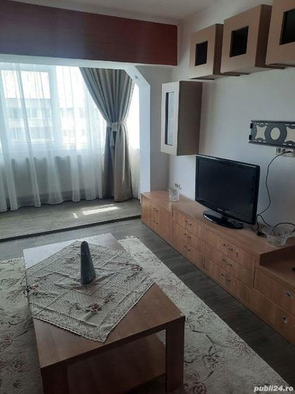 Garsonieră decomandată în Horea