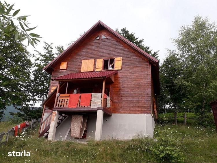Casă cu 3 camere decomandat cu Teren 270 Mp în Mărgău