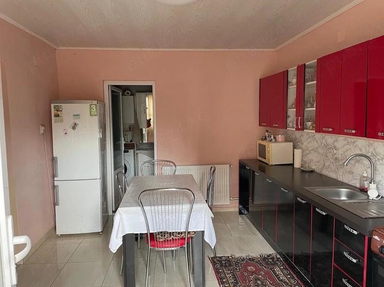 Casă cu Teren 800 Mp în Vinga