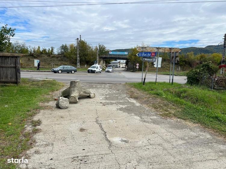 Spațiu comercial, în Coman