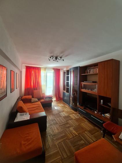 Apartament cu 2 camere decomandat în Mazepa 2