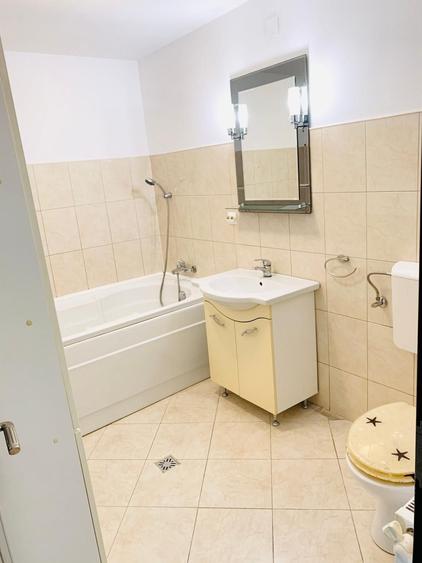 Apartament cu 3 camere decomandat în Nord