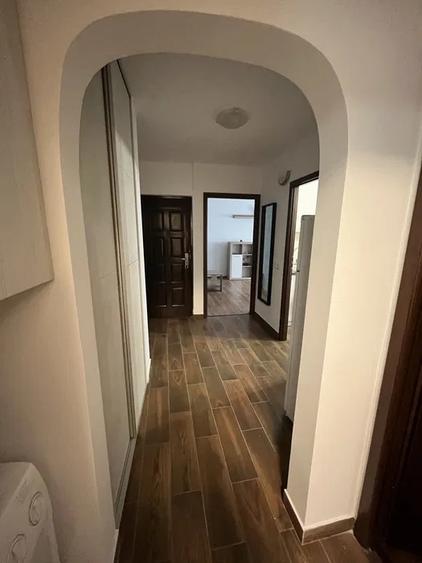 Apartament cu 2 camere decomandat, mobilat în Brâncoveanu