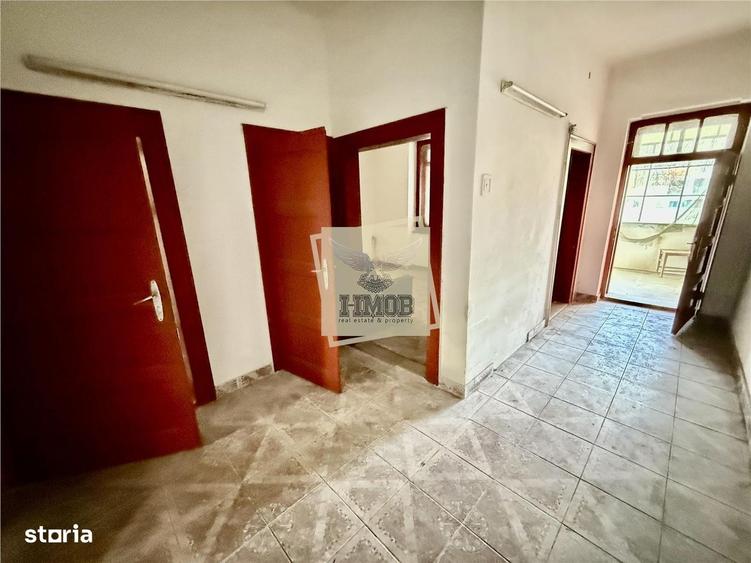 Casă cu 4 camere cu Teren 900 Mp în Sub Arini