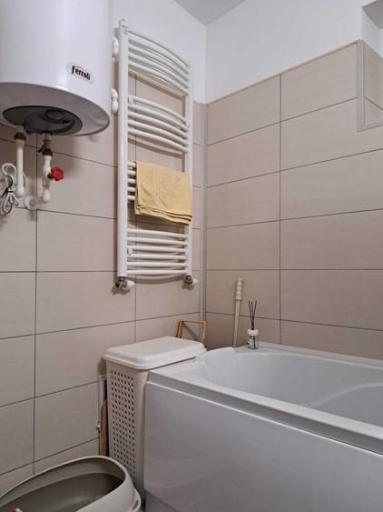Apartament cu 2 camere decomandat în Hârșova