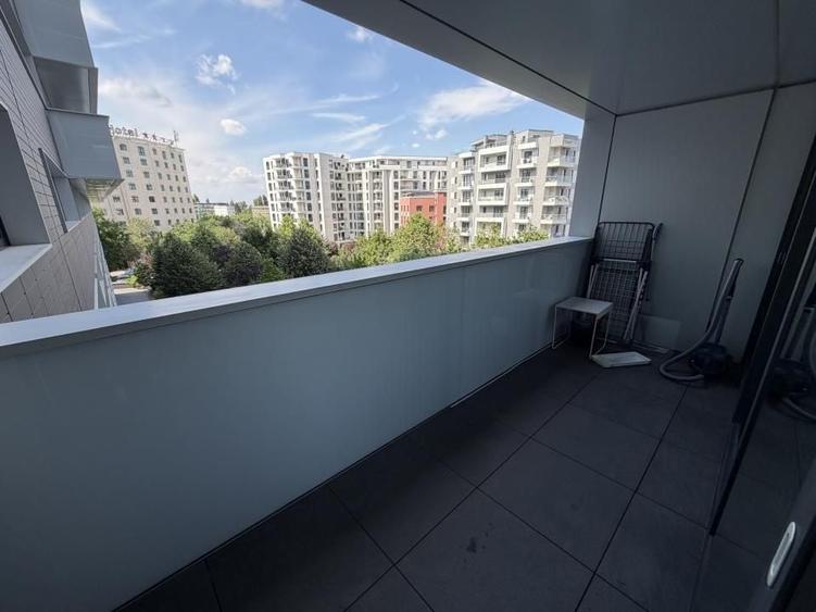 Apartament cu 3 camere decomandat, mobilat în Herăstrău