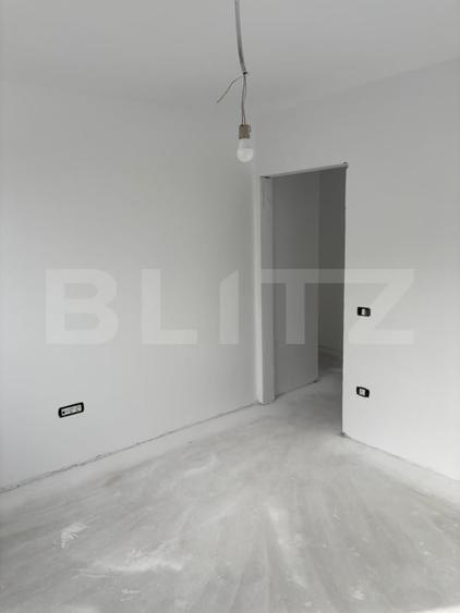 Garsonieră decomandată în Lipovei
