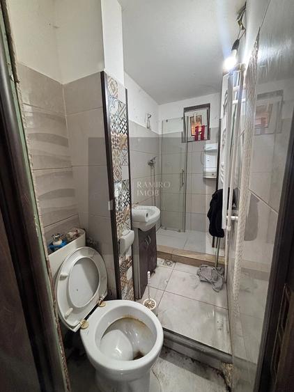 Apartament cu 2 camere semidecomandat în Vitan