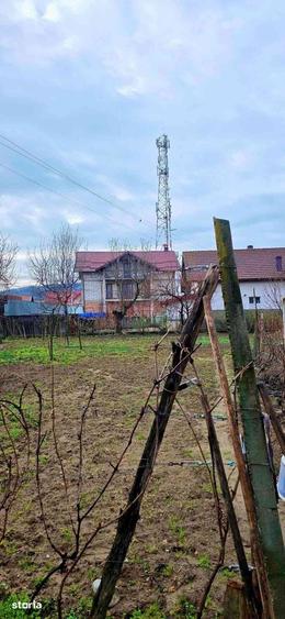 Casă cu 4 camere cu Teren 1701 Mp în Racovița