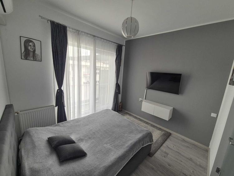 Apartament cu 2 camere decomandat în Florești
