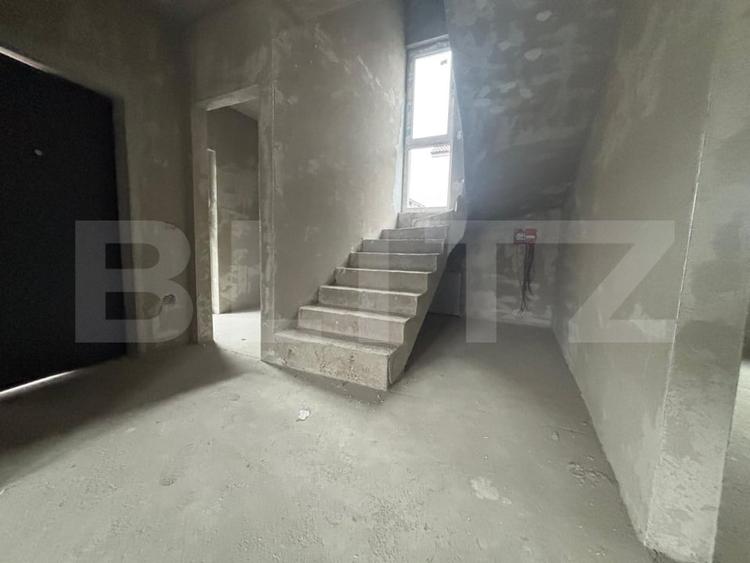 Duplex cu 5 camere cu Teren 265 Mp în Chinteni