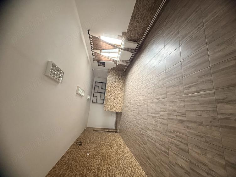 Casă cu Teren 2500 Mp în Păușești
