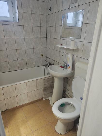 Apartament cu 2 camere semidecomandat în Militari
