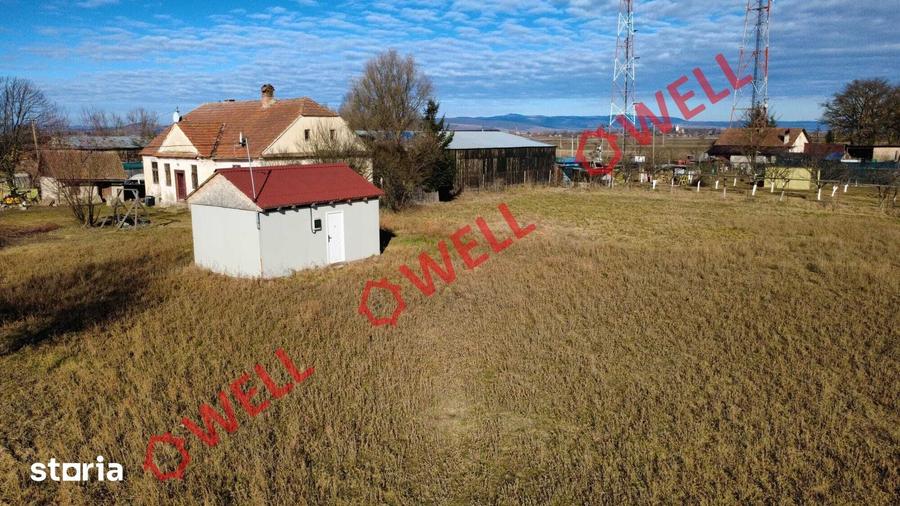 Teren de 3563 mp, în Boroșneu Mare