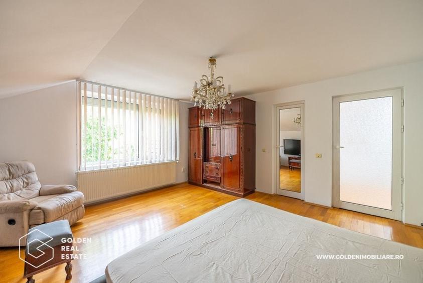 Casă individuală cu 5 camere cu Teren 400 Mp în Podgoria